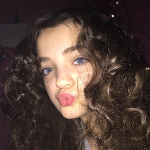 Meet your Posher, Kaitlyn